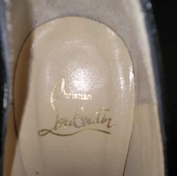 Christian Louboutin Simple Leather Black Pump 37.5--RE-FINISHED/Clear Protector - Picture 5 of 13